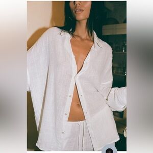 INDAH Beachy Gauzy Cotton Button Up Shirt Size M/L